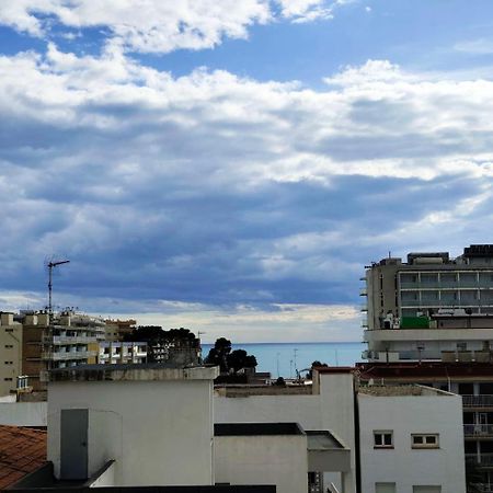 Comfy Apartment In Salou Bagian luar foto